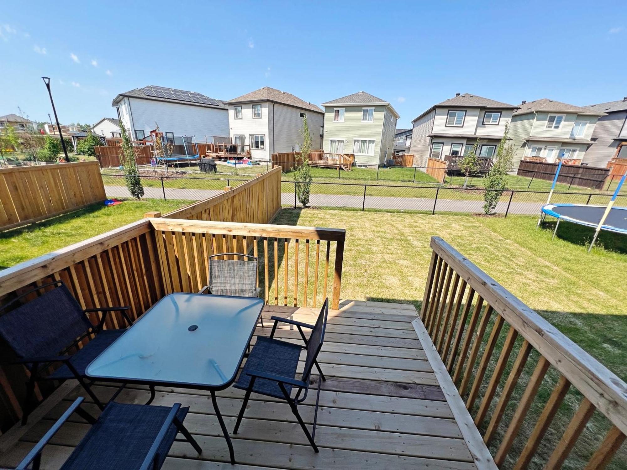 Beautiful Home With 4 King Beds,Airport,Disney+ Edmonton Eksteriør bilde